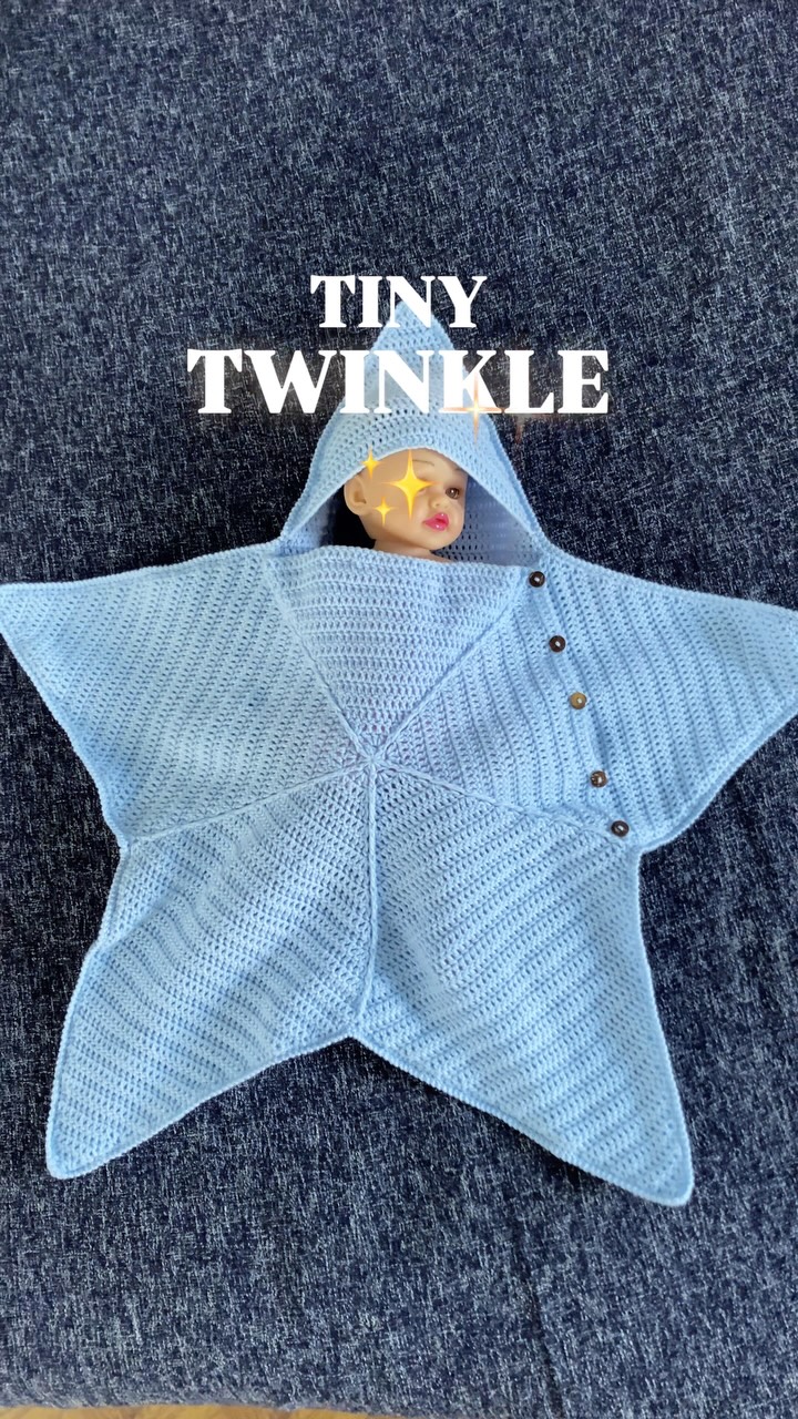 Crochet star shaped baby blanket wrap